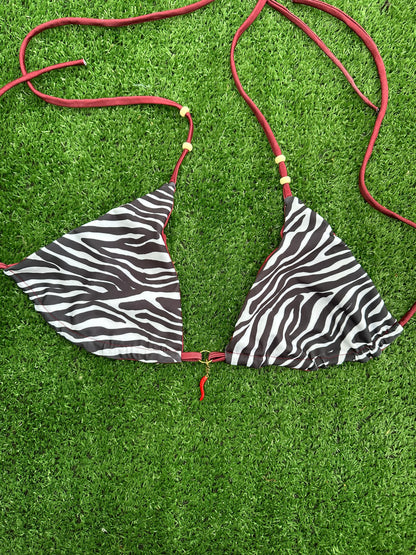 Compose ton haut de bikini